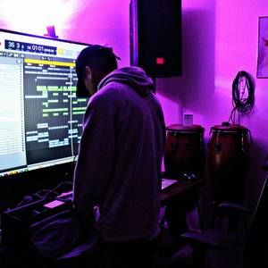 Meet your Posher, Zeke